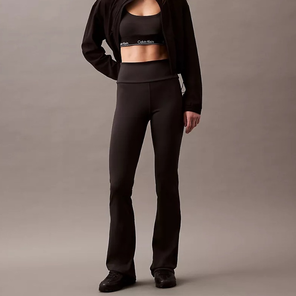 Calvin Klein Women's Black Flare Pants || FREE SHIPPING !!! 🩷
